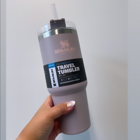 💜 NWT Stanley Adventure Quencher Tumbler 30 ounce in Abalone (Light Purple) 💜 - Picture 4 of 4